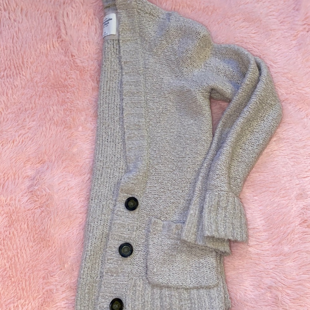 Abercrombie cardigan
